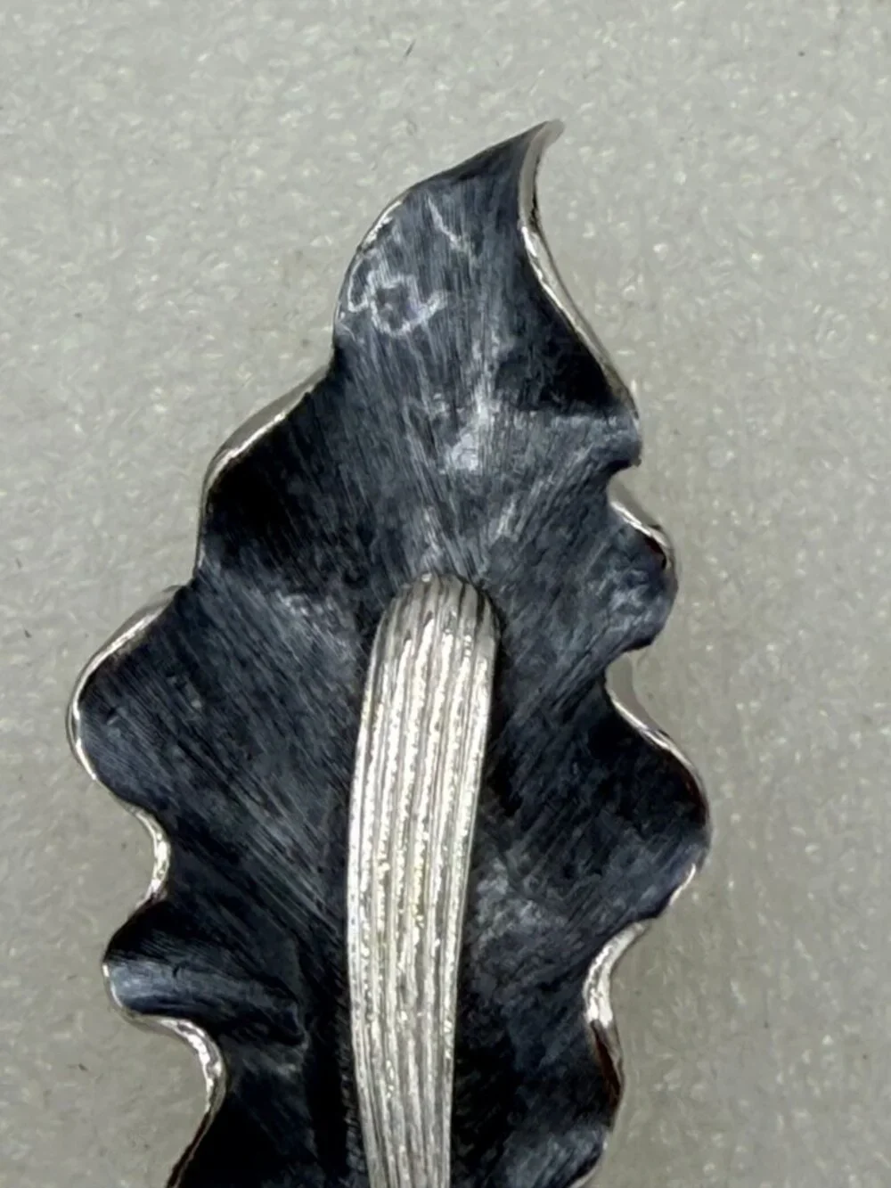 Vintage Kramer Leaf Shaped Brooch Pin